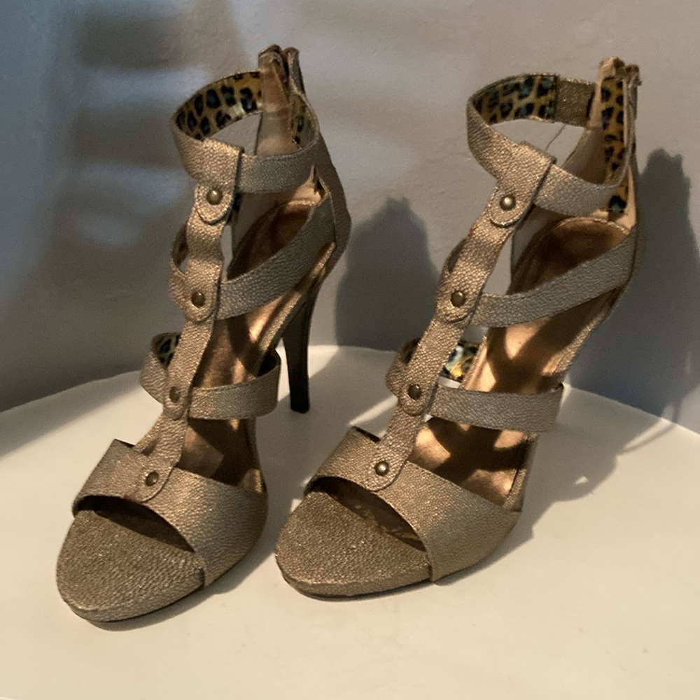 Bisou Bisou High Heels Size 10M